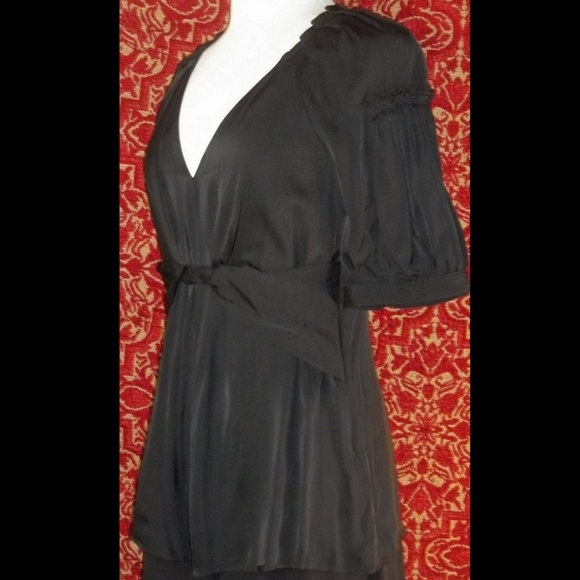 PETER NYGARD solid black silk blouse 8 - Picture 5 of 7
